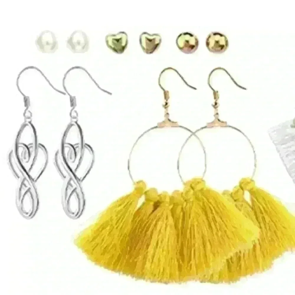New Earrings Set